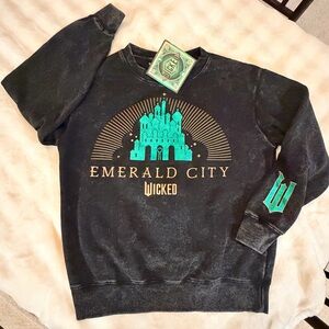 WICKED! - Women’s Emerald City Sweatshirt NWT size small